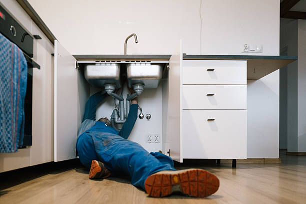 Professional Leak Detection technician working in Easton, MA